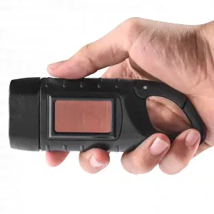 Фонарь с динамо-машиной и солнечной батареей на постапокалипсис Dynamo Solar Tac Flashlight Black - обеспечит вас постоянным источником света мощностью в 100 Lm даже при условии полного отсутствия эле-2