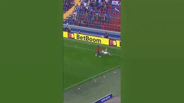 Скопа взял парочку уроков у Кевина Кураньи 😁