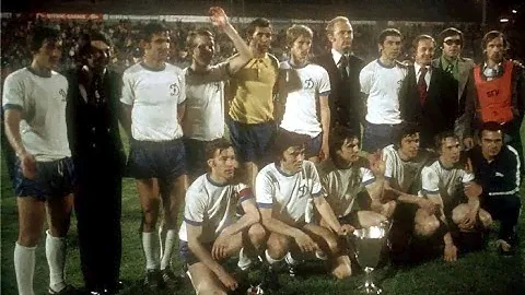 Как Динамо Киев завоевал сильный Кубок кубков 1975